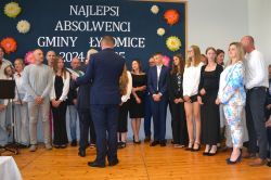 Najlepsi Absolwenci Roku Szkolnego 2024/2025