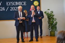 Najlepsi Absolwenci Roku Szkolnego 2024/2025