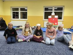 Projekt „Bullerbyn w Łysomicach” i klasowa nocowanka w szkole