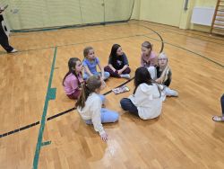 Projekt „Bullerbyn w Łysomicach” i klasowa nocowanka w szkole