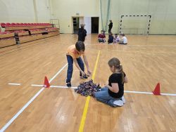 Projekt „Bullerbyn w Łysomicach” i klasowa nocowanka w szkole