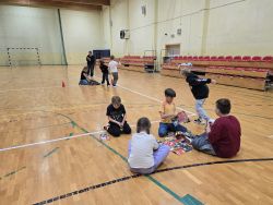 Projekt „Bullerbyn w Łysomicach” i klasowa nocowanka w szkole