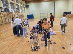 Projekt „Bullerbyn w Łysomicach” i klasowa nocowanka w szkole