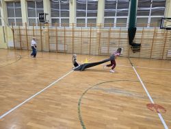 Projekt „Bullerbyn w Łysomicach” i klasowa nocowanka w szkole