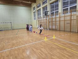 Projekt „Bullerbyn w Łysomicach” i klasowa nocowanka w szkole