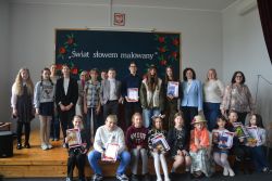 „Świat słowem malowany”