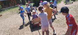 Wycieczka klas 0a i 0b do Wioski Ginących Zawodów w Koronowie